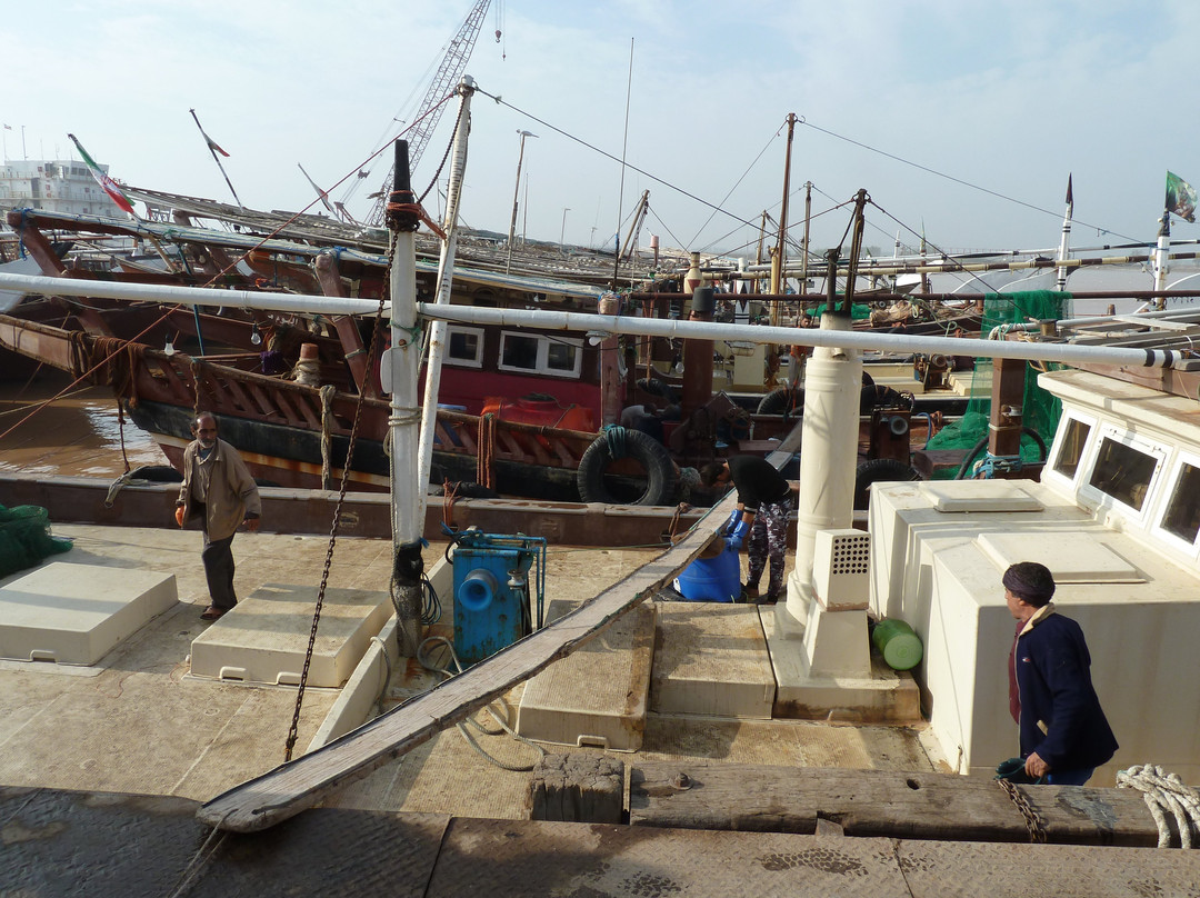 Fischmarkt und Fischereihafen Abadan景点图片