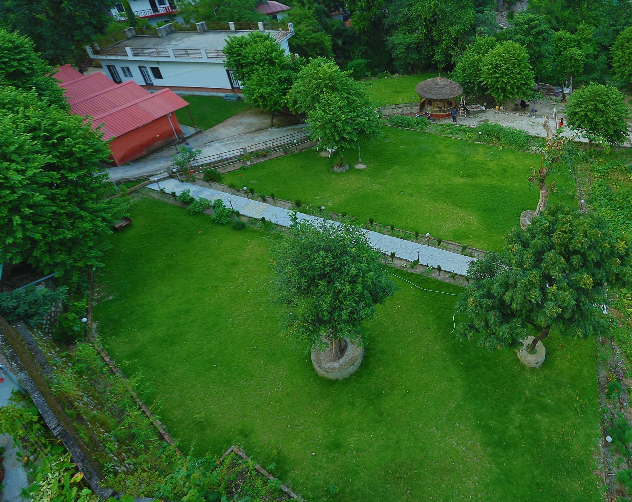 拉吉度假村-官方