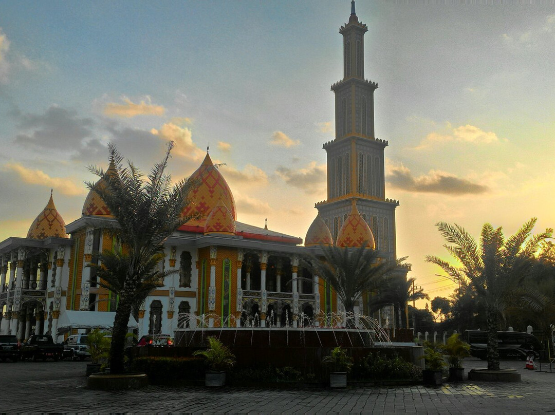 Roudhotul Muchlisin Mosque景点图片