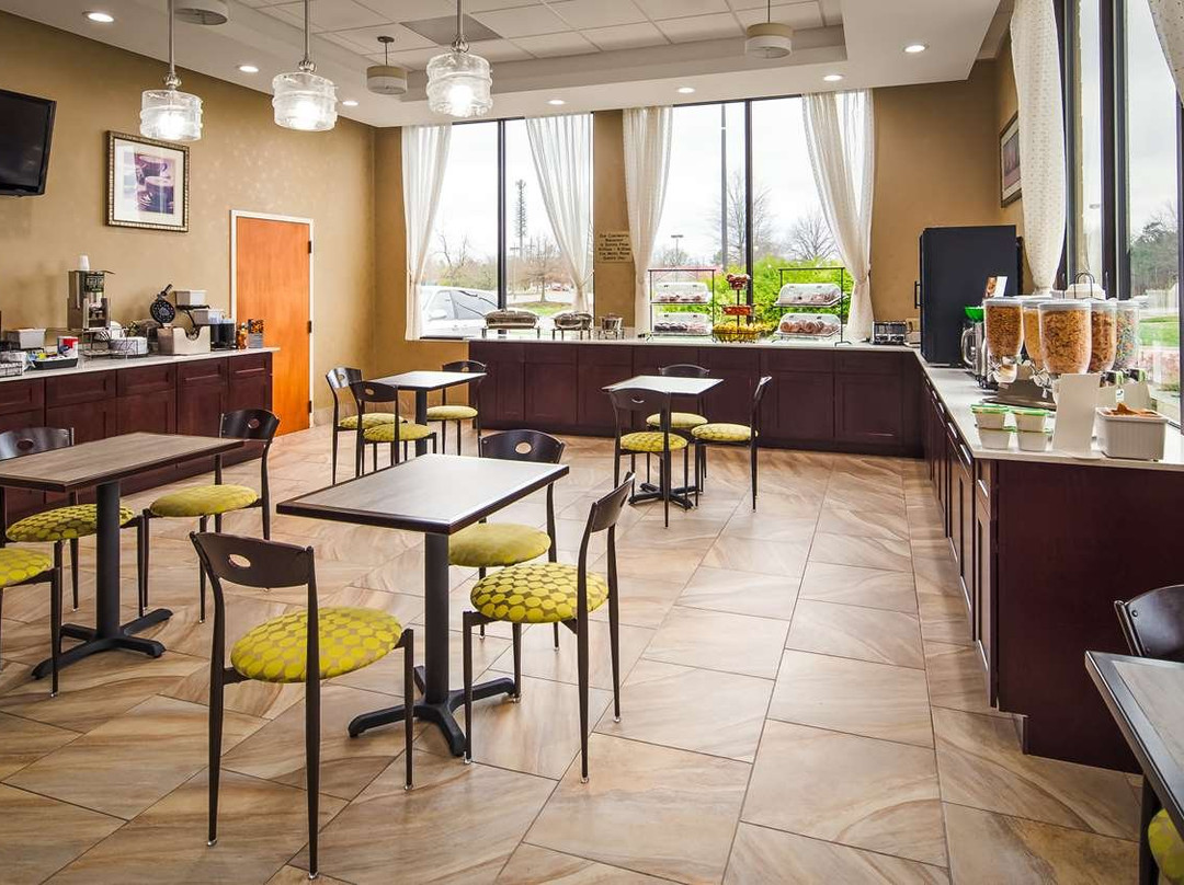 Best Western Inn & Suites - Monroe主图