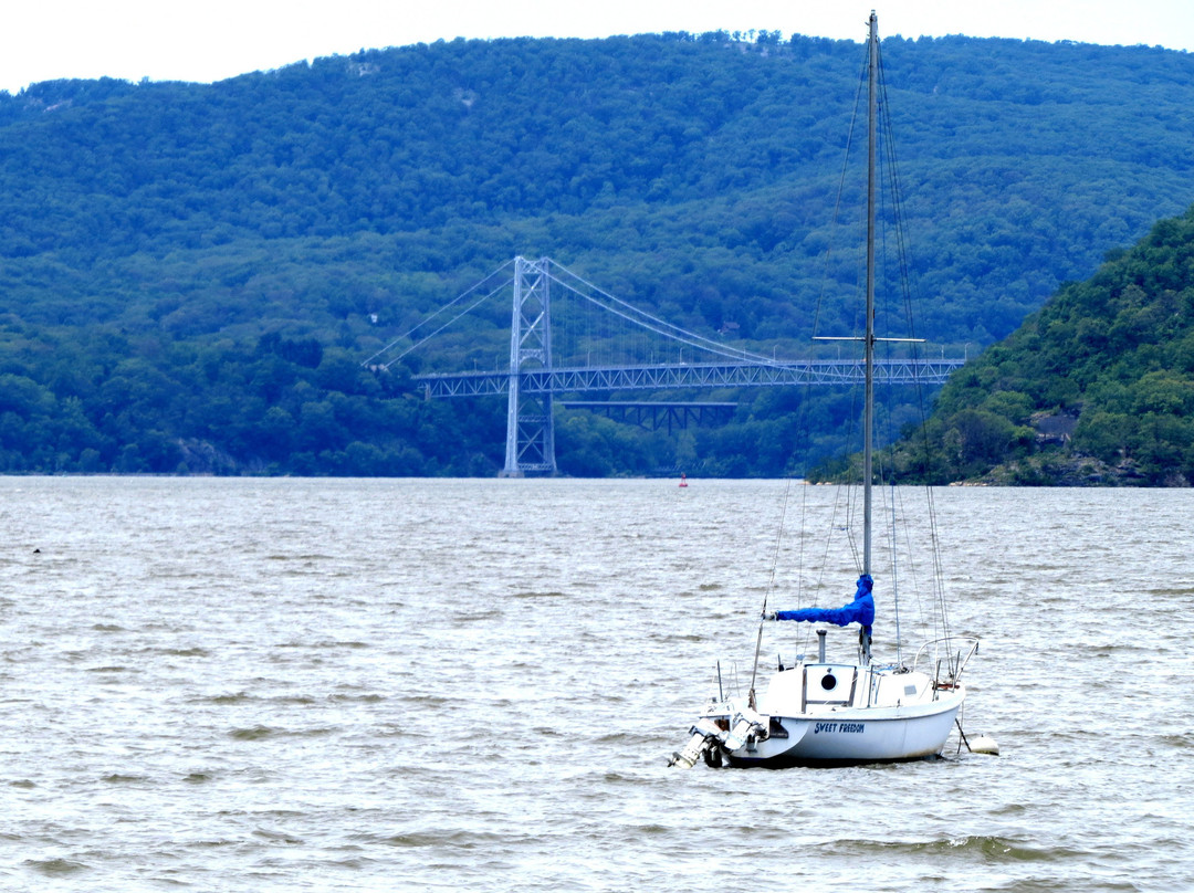 Peekskill Landing Park景点图片