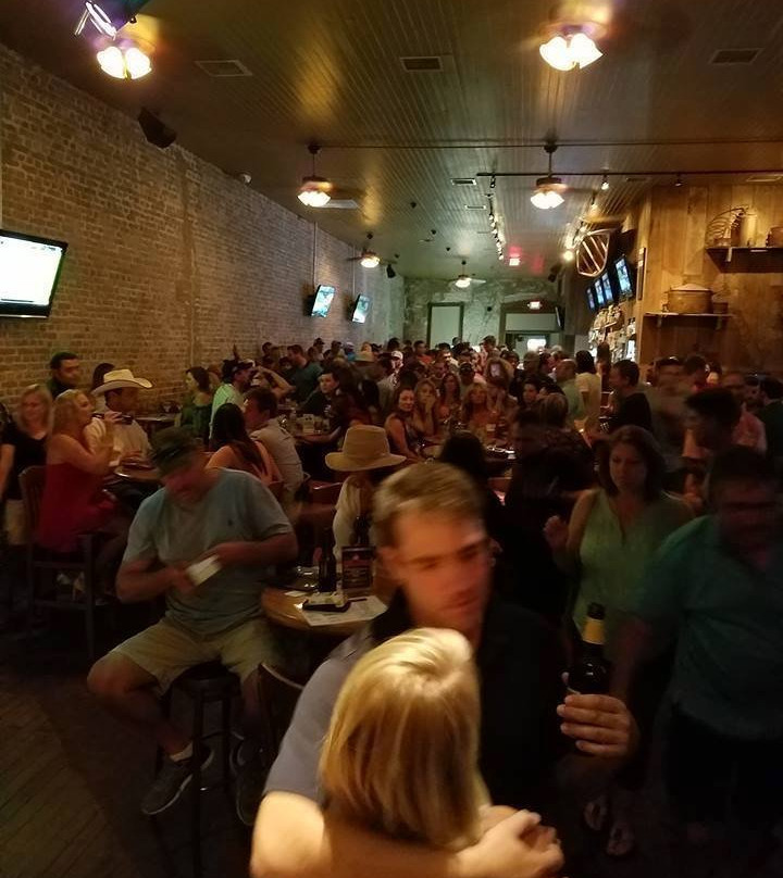 Moonshine & Ale-新布朗费尔斯必去景点