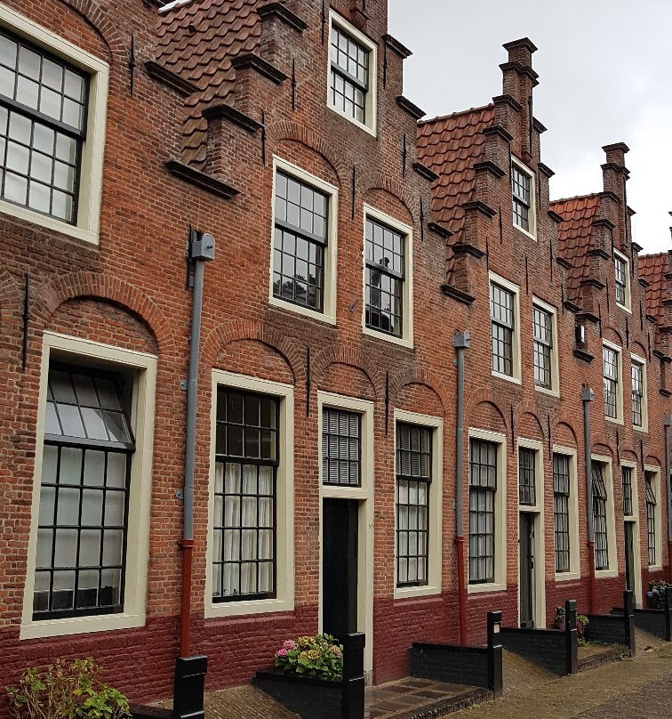 Gasthuis Huisjes (van het vroegere St. Elisabeth's Gasthuis)-哈勒姆必去景点