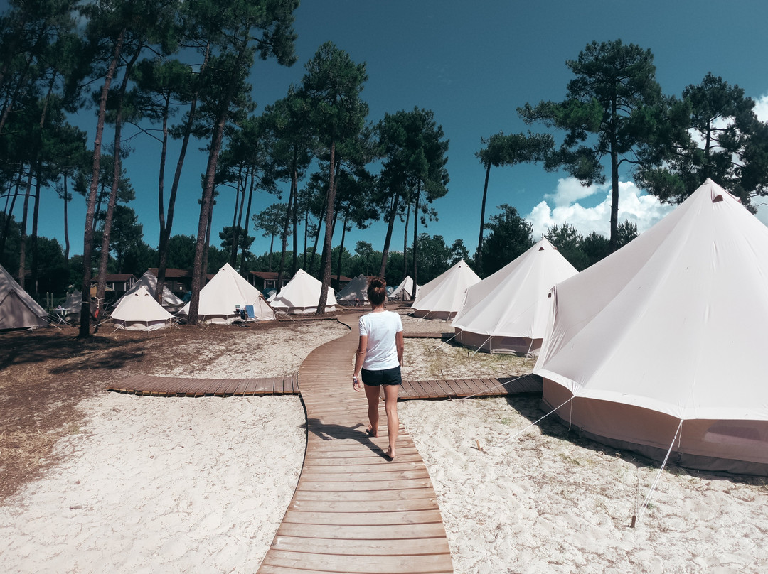 Ujusansa Family Surf Camp France