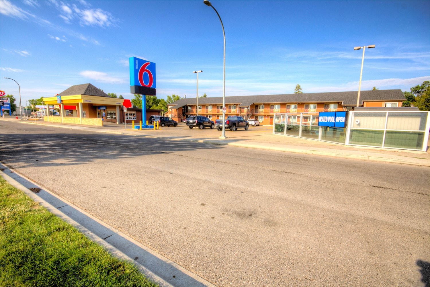 Motel 6 Lethbridge AB-官方