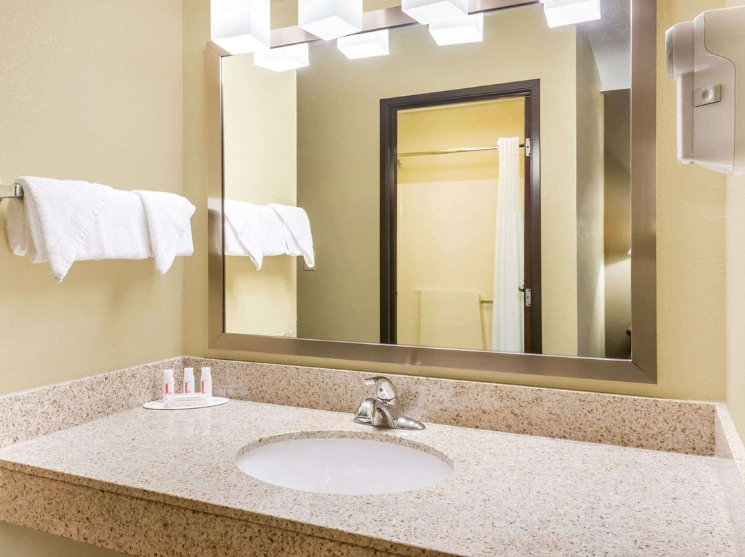 Baymont by Wyndham Athens主图