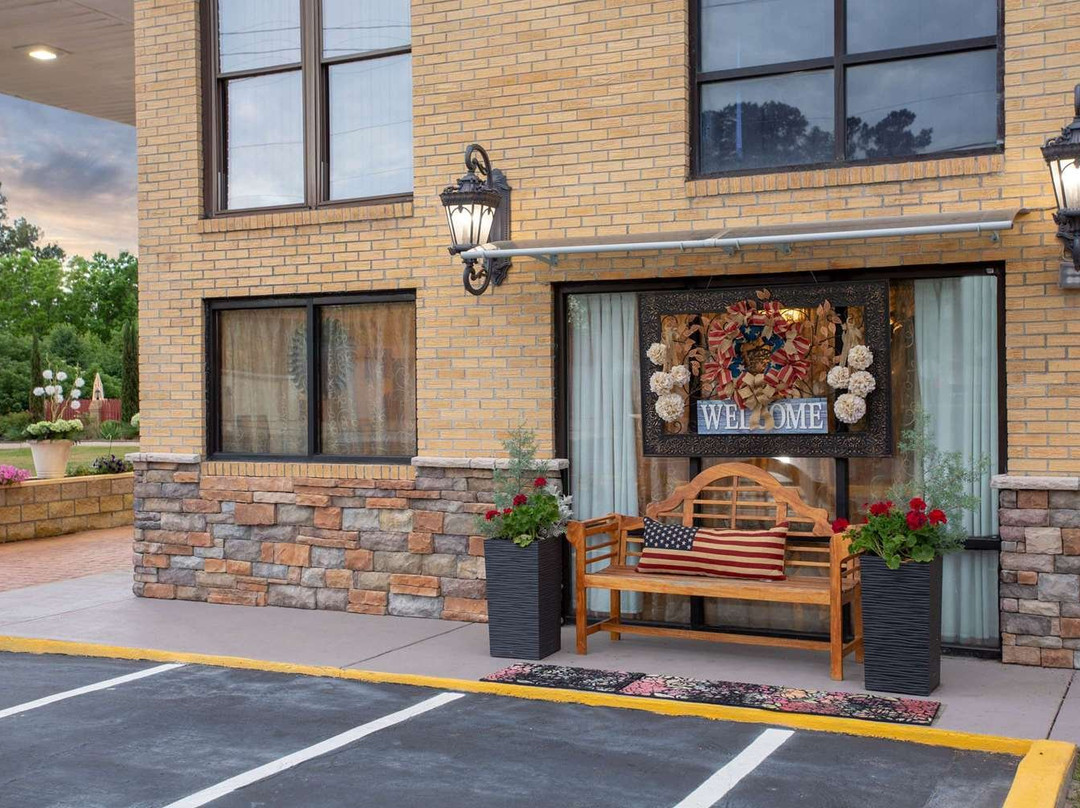 Days Inn by Wyndham Lake City主图