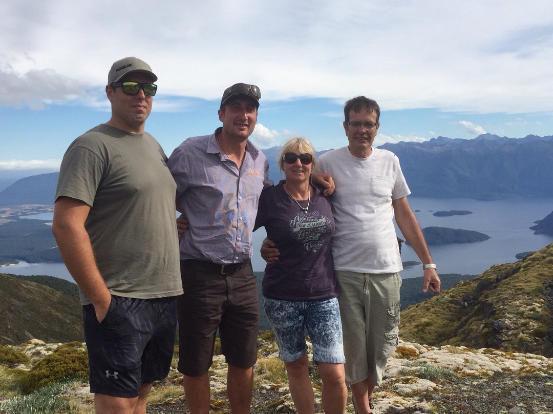 Te Anau Helicopter Services景点图片