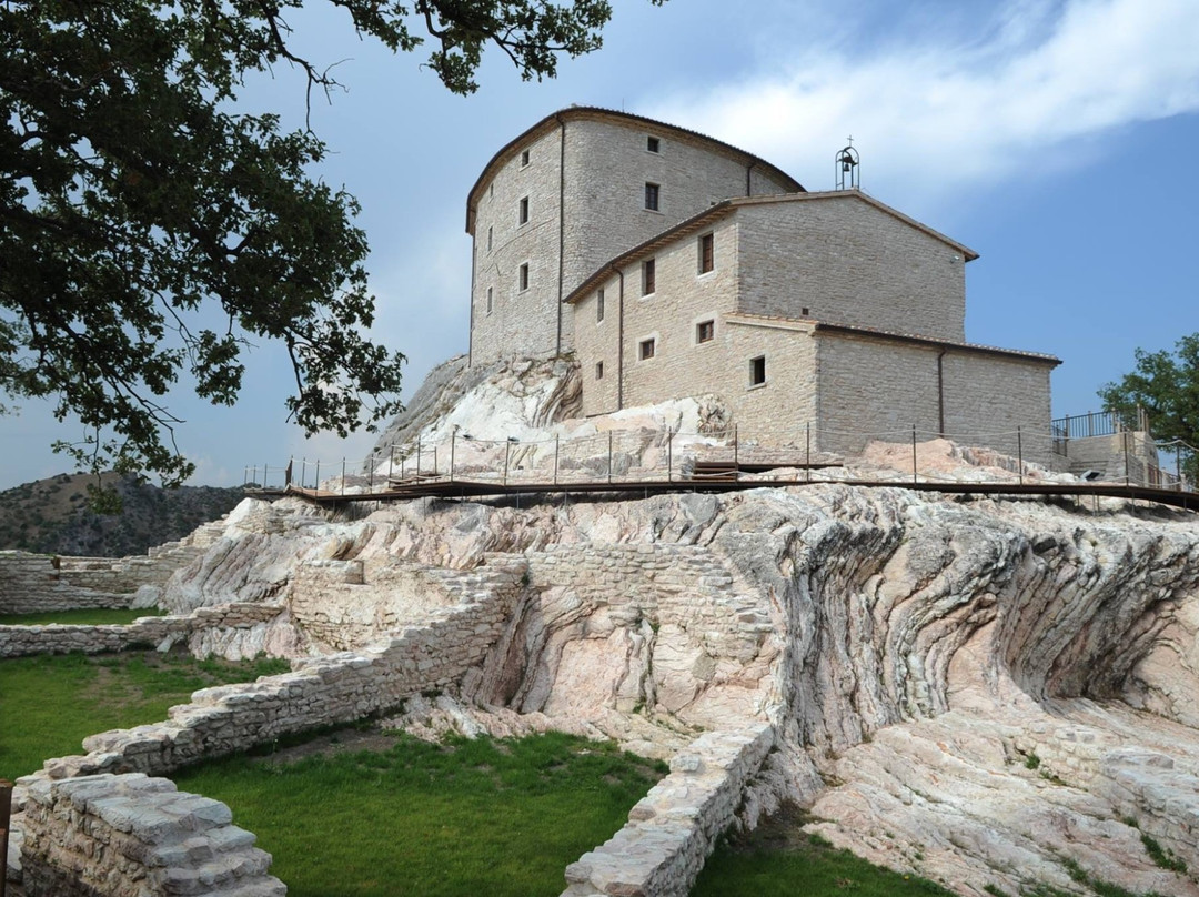Cagli旅游景点-Castello di Naro