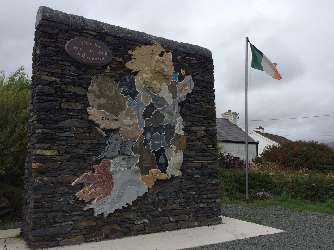 Glencolmcille旅游景点-Clocha na hÉireann