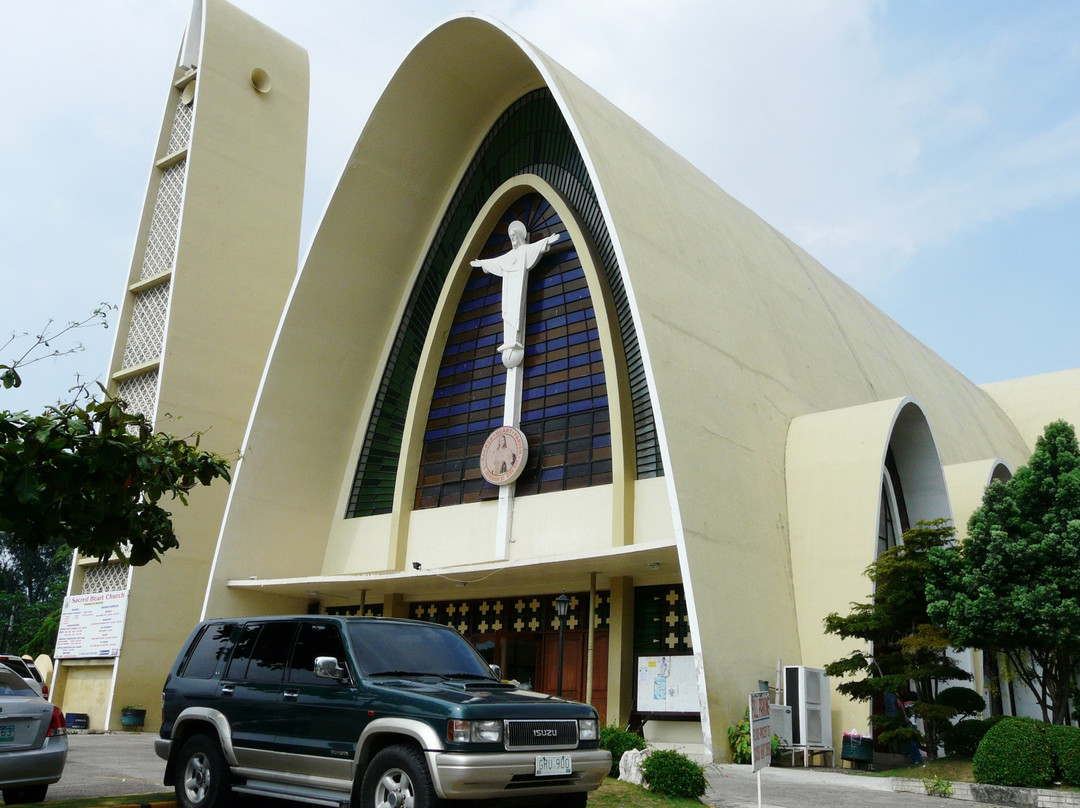 Parish of the Sacred Heart-奎松市必去景点