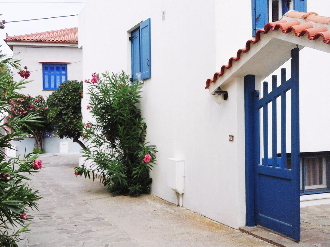 Ostria Eressos Rooms