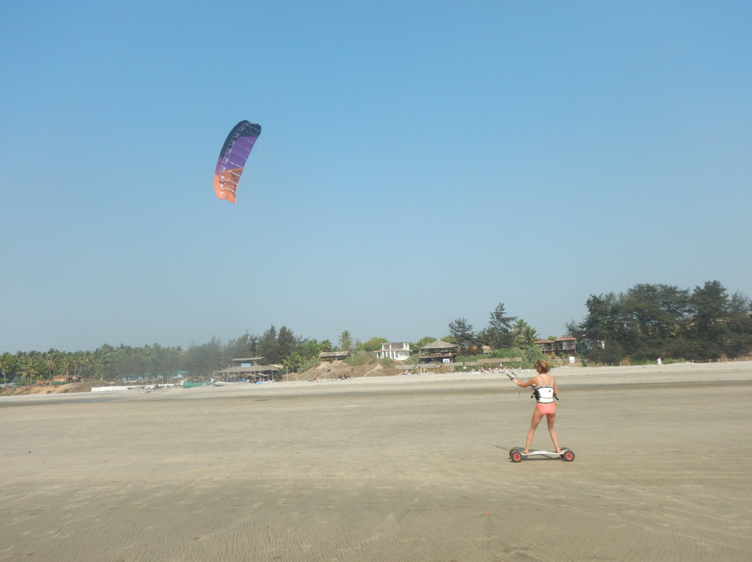 Kiteguru Kitesurf School-Mandrem必去景点