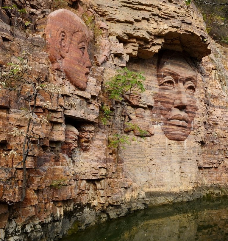 红旗渠-林州市必去景点