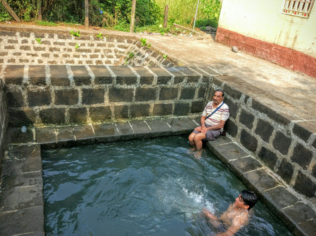 Uddhar Hot Water Springs景点图片