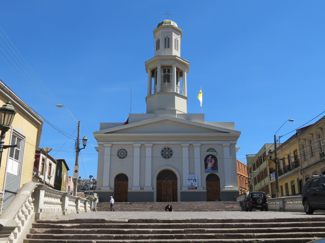 Iglesia La Matriz-瓦尔帕莱索必去景点