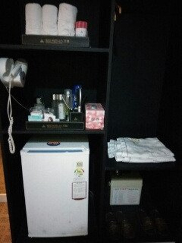 前山商务酒店主图