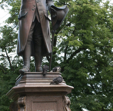 Monument to Immanuel Kant-加里宁格勒必去景点