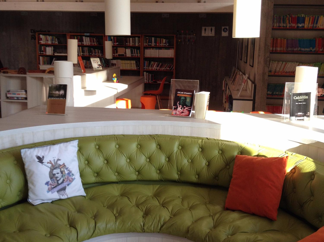 Biblioteca Municipal de Constitucion-Constitucion必去景点