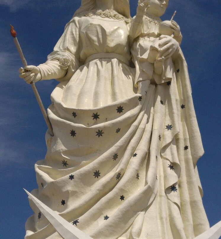 Monumento a la Virgen del Socavon景点图片