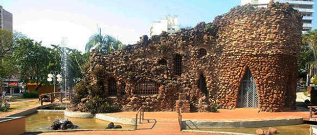 Limeira旅游景点-Gruta da Paz