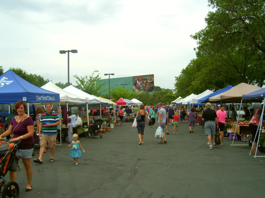 Bloomington Farmer's Market-布卢明顿必去景点