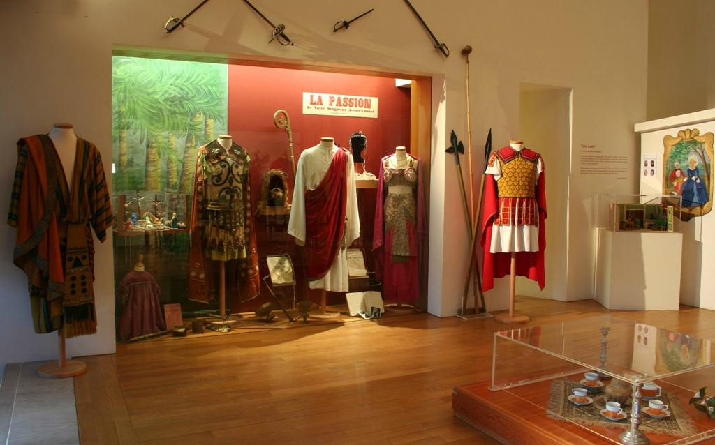 Musee du Theatre Forain-Artenay必去景点