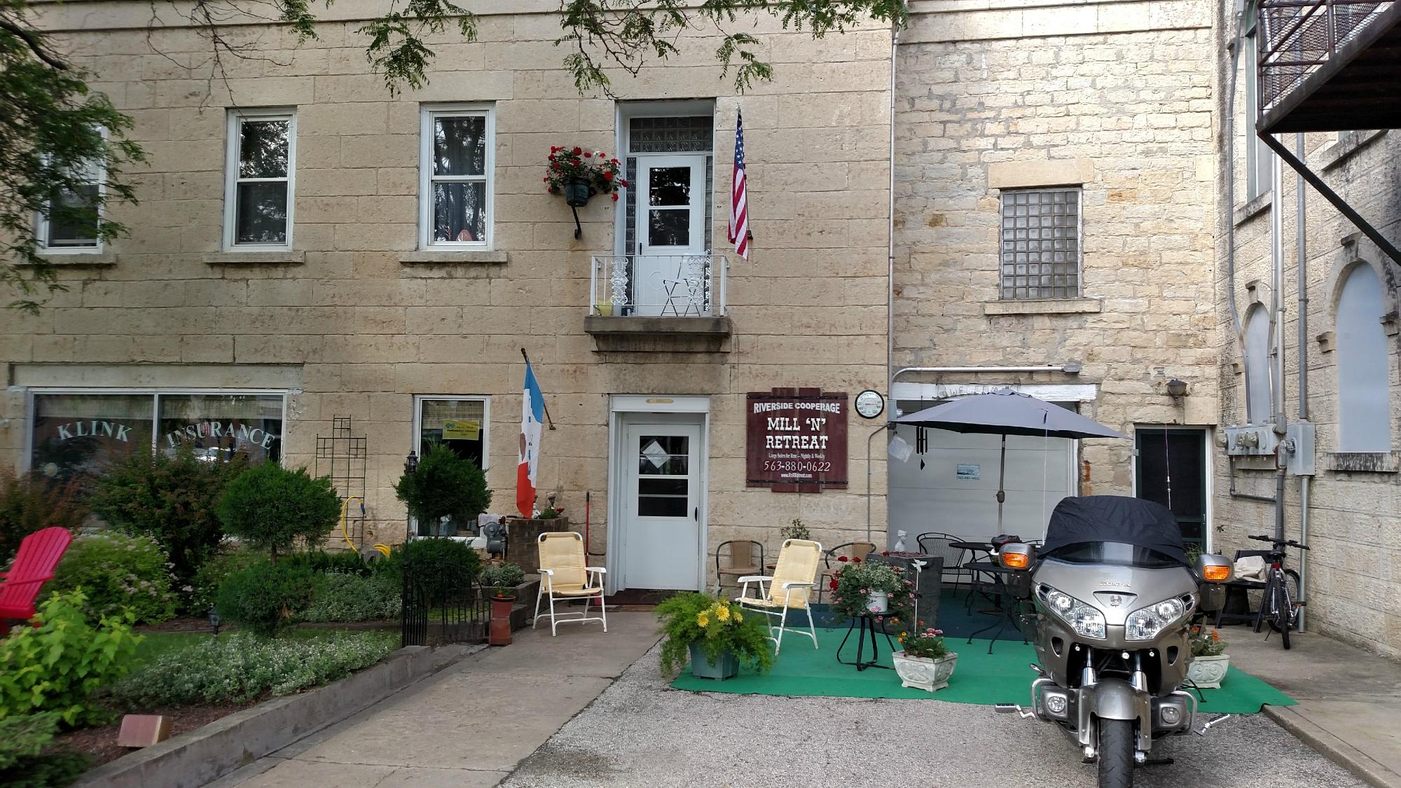 Riverside Cooperage Mill and Retreat-浴室