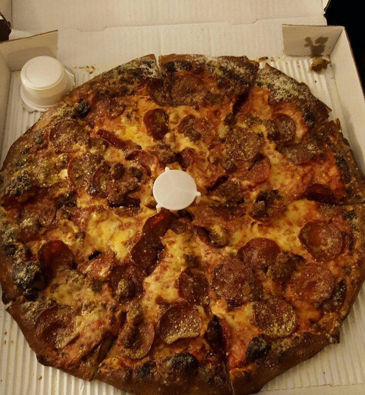 Delta餐馆和美食-Tano's Pizza