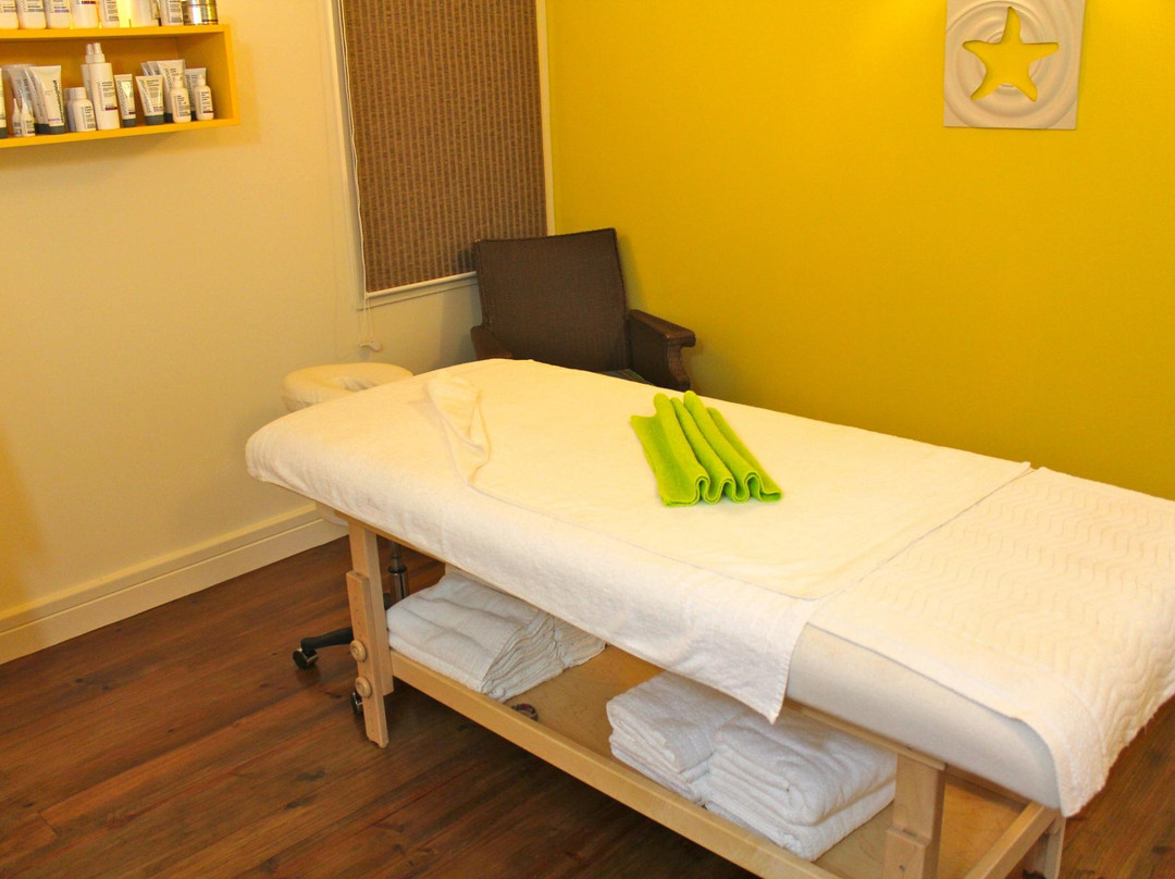 Spice Isle Retreat Salon & Spa-The Lime必去景点