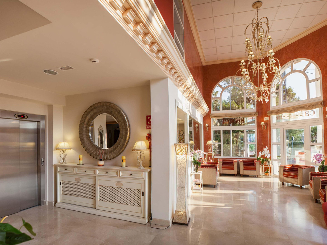 Hotel Versalles主图