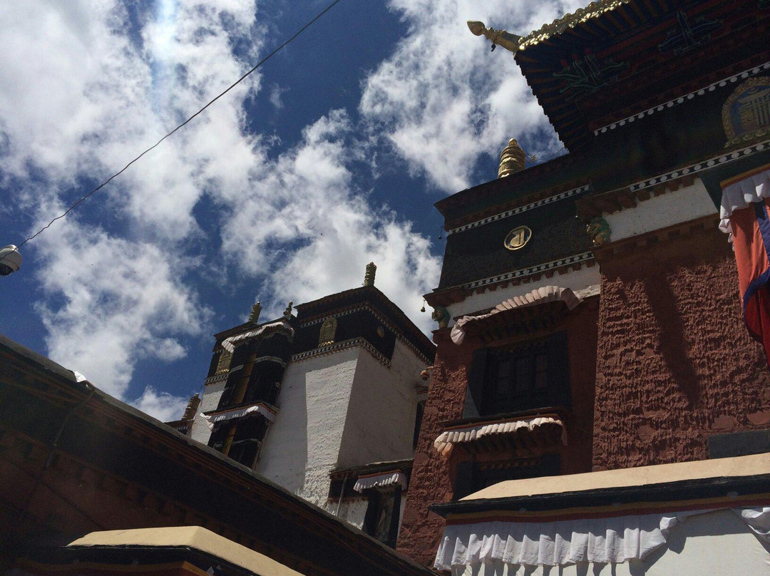 平措林寺-拉孜县必去景点