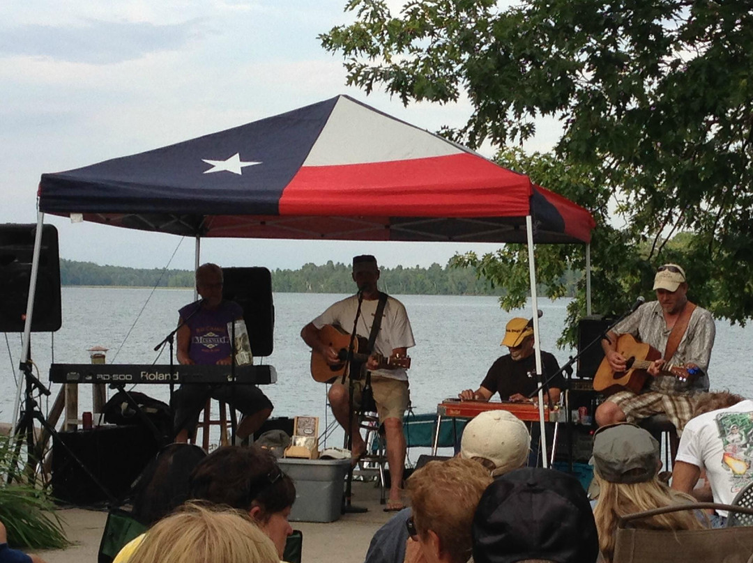 Pioneer on Long Lake-Sarona必去景点