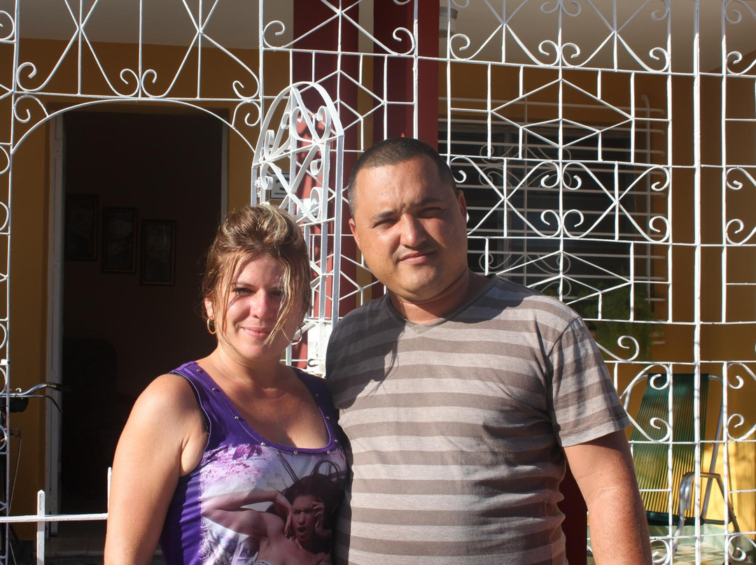 Casa Consuelo, Lourdes y Alvaro主图