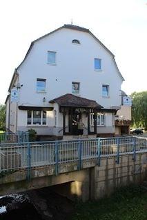 Zur Linde Pension-客卧