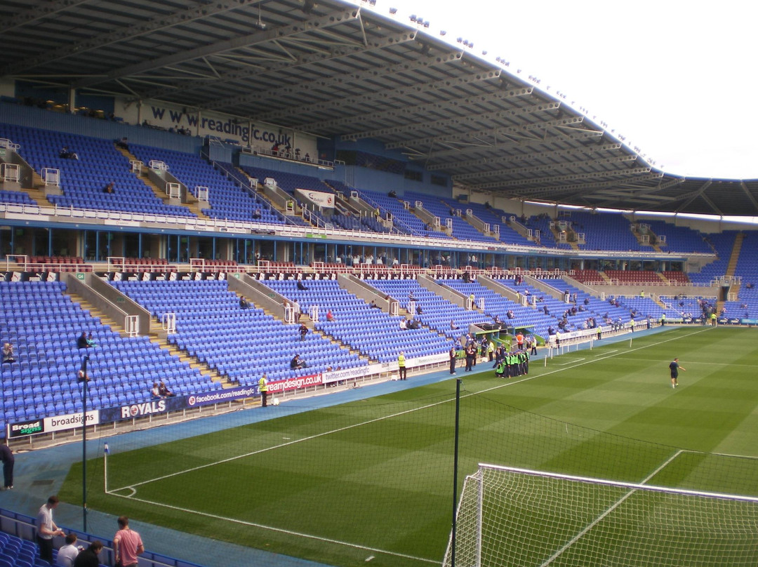 Madejski Stadium景点图片