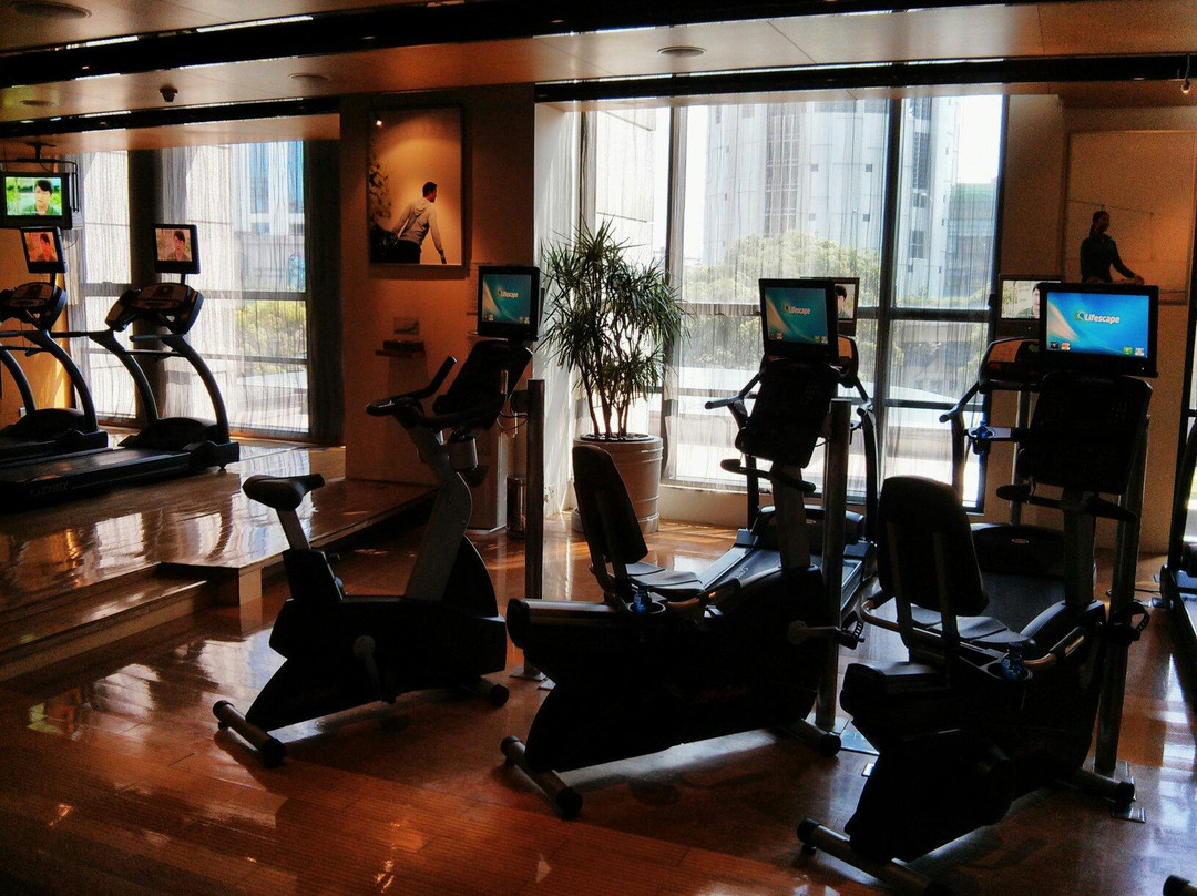 上海威斯汀大饭店主图