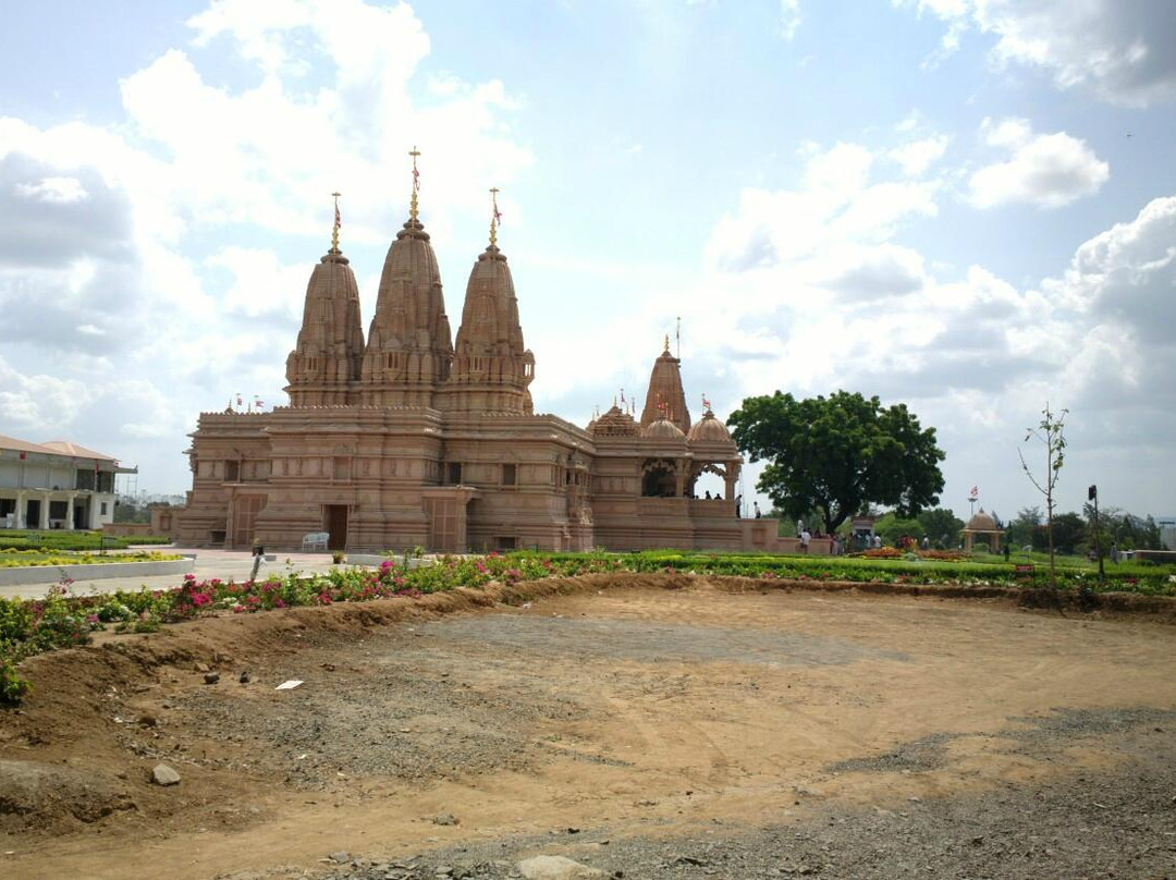 Swaminarayan Temple-锡尔瓦萨必去景点