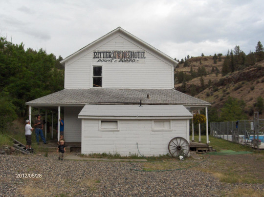 Ritter Hot Springs-Ritter必去景点