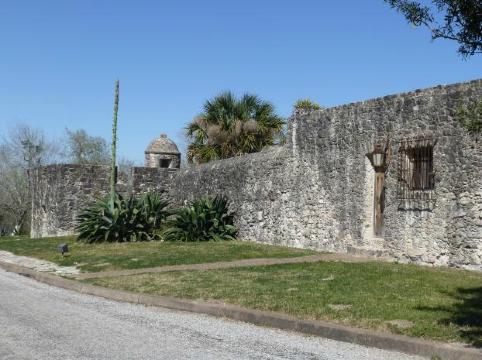Quarters at Presidio la Bahia-客卧