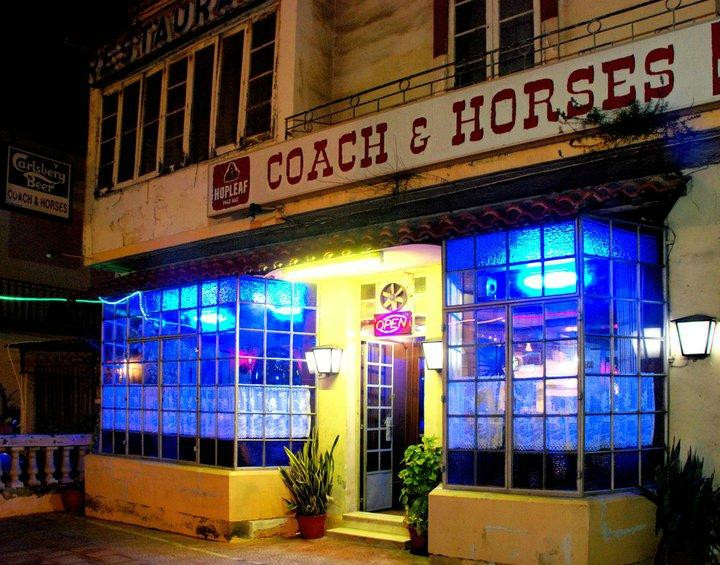 Santa Venera旅游景点-Coach and Horses