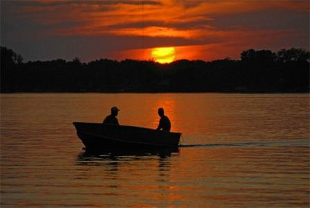 Island View Resort on Nest Lake主图