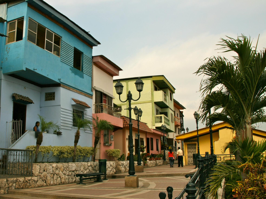 拉斯佩尼亚斯-瓜亚基尔必去景点