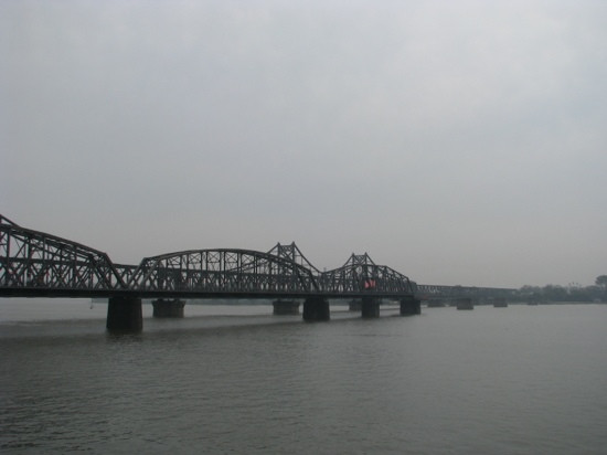 鸭绿江大桥-丹东市必去景点