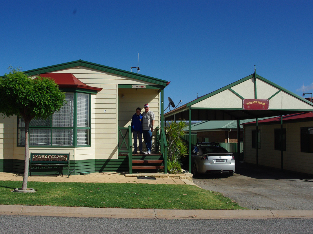 Outback Villas