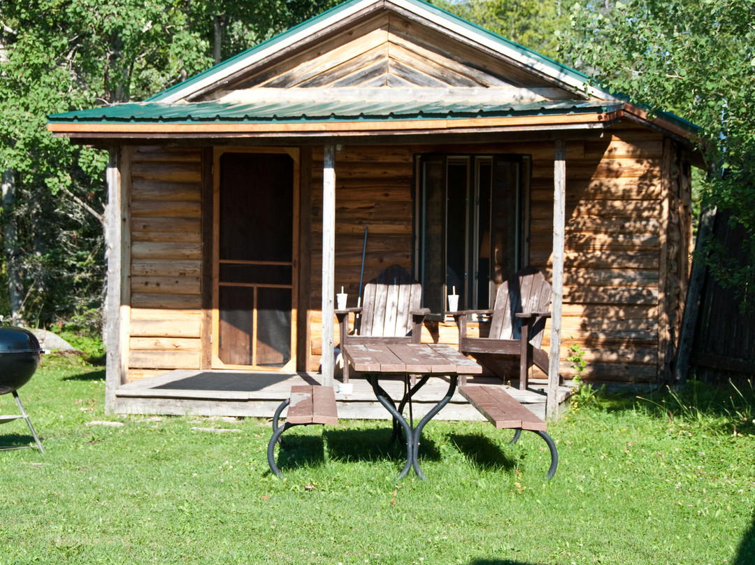 Papins Log Cabin Resort