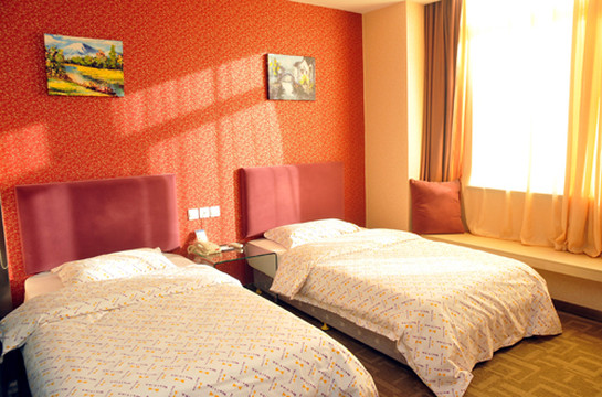 维特风尚酒店(烟台火车站店)主图