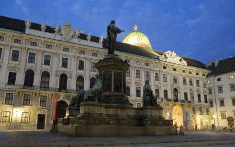 寝宫-维也纳必去景点