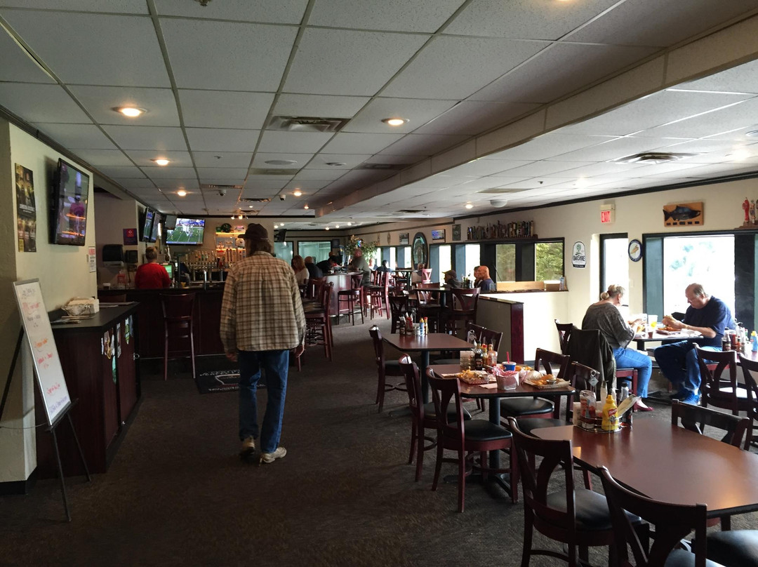 Aces Sports Bar & Grill