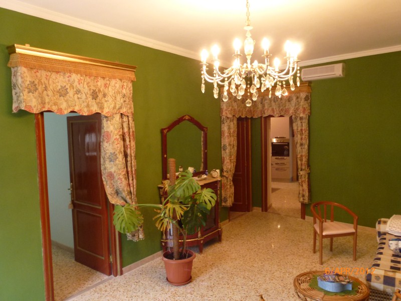 Palazzo Giaccio-官方